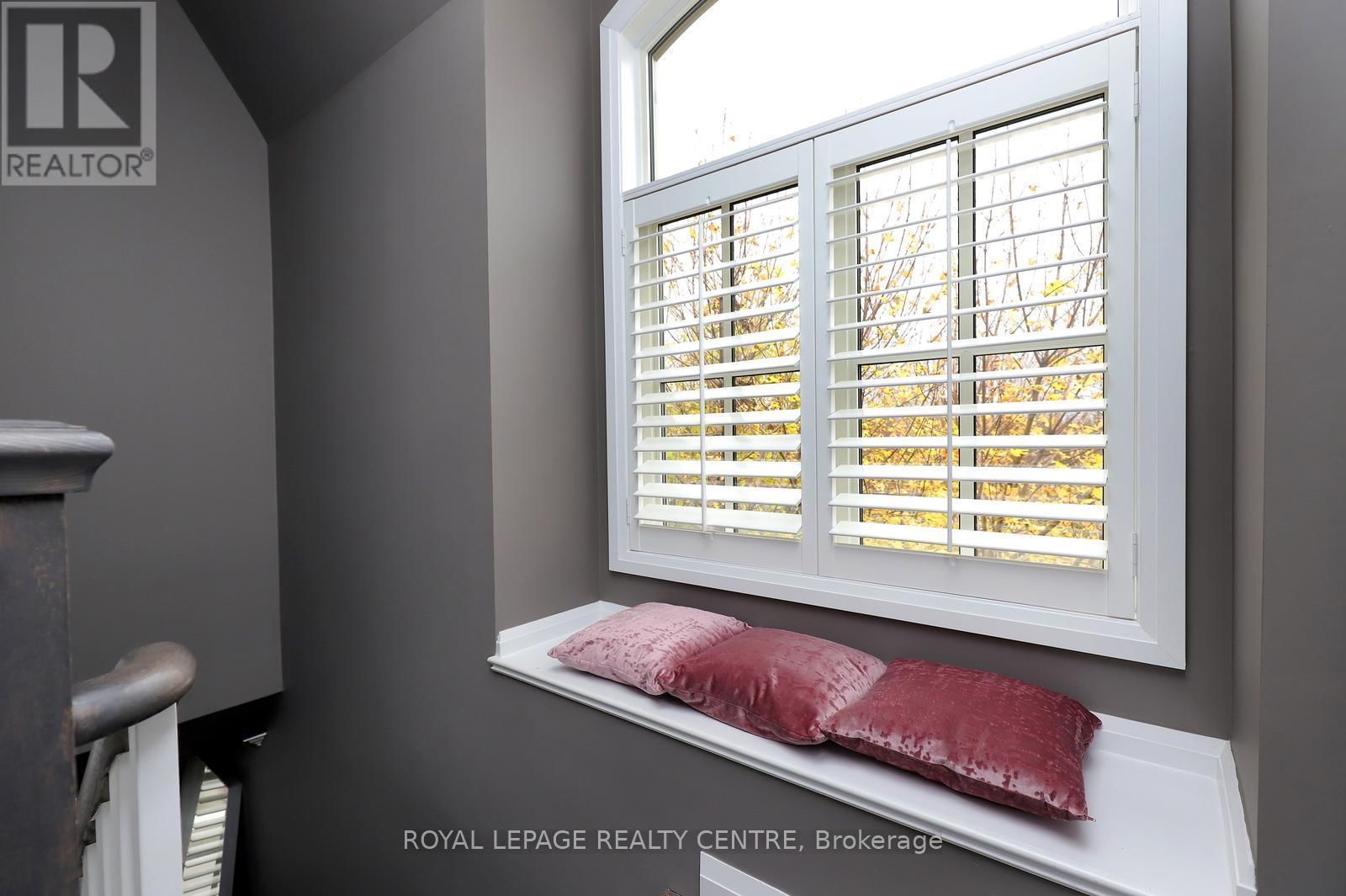 10 - 3077 CAWTHRA ROAD Image 27