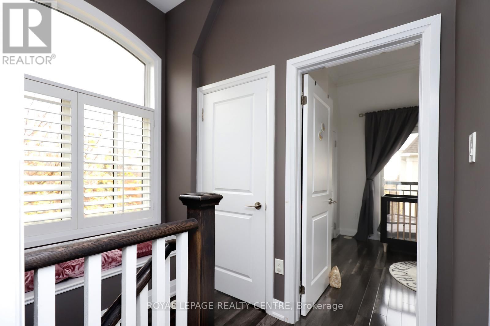 10 - 3077 CAWTHRA ROAD Image 28