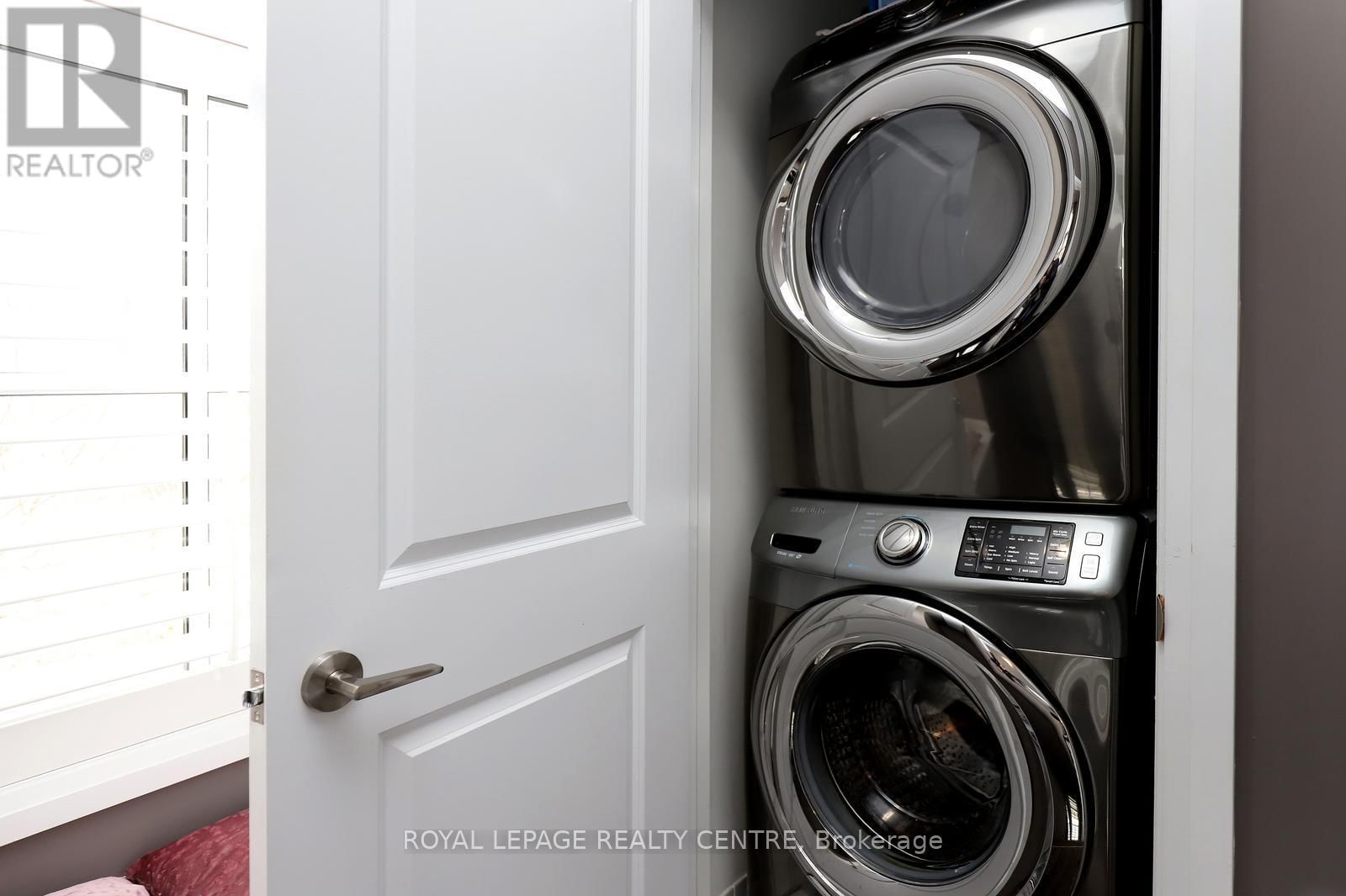 10 - 3077 CAWTHRA ROAD Image 39