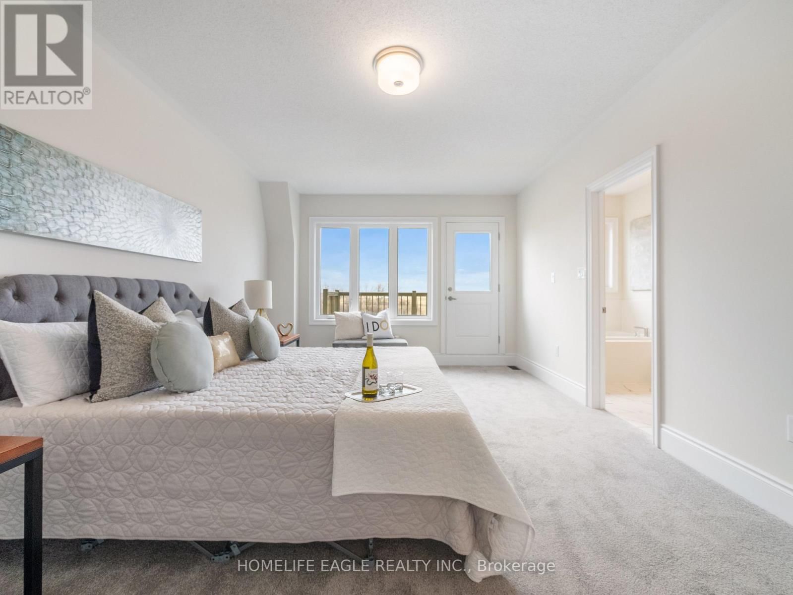 34 FOXSPARROW ROAD Image 12