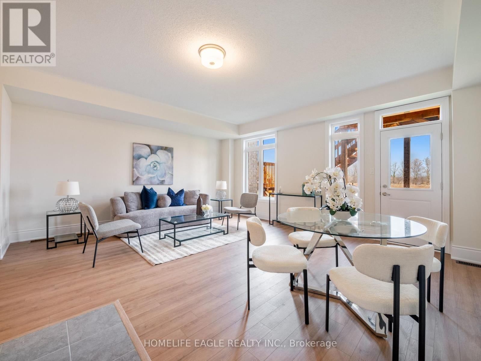 34 FOXSPARROW ROAD Image 20