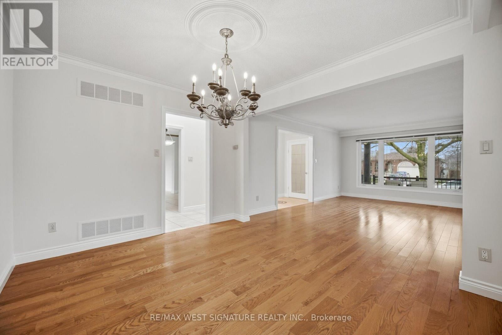 36 WINDSOR ROAD Image 7