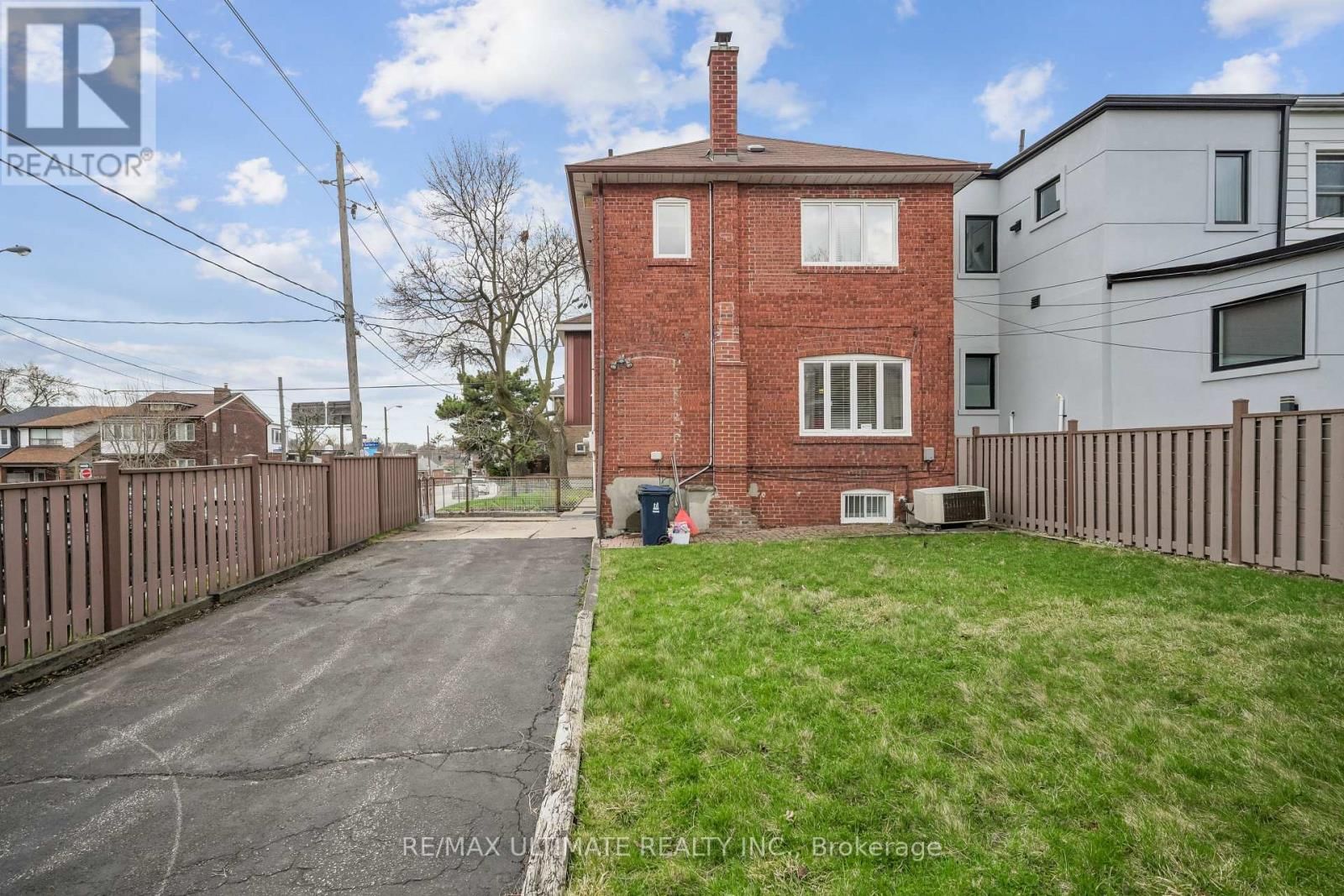 165 SELLERS AVENUE Image 28