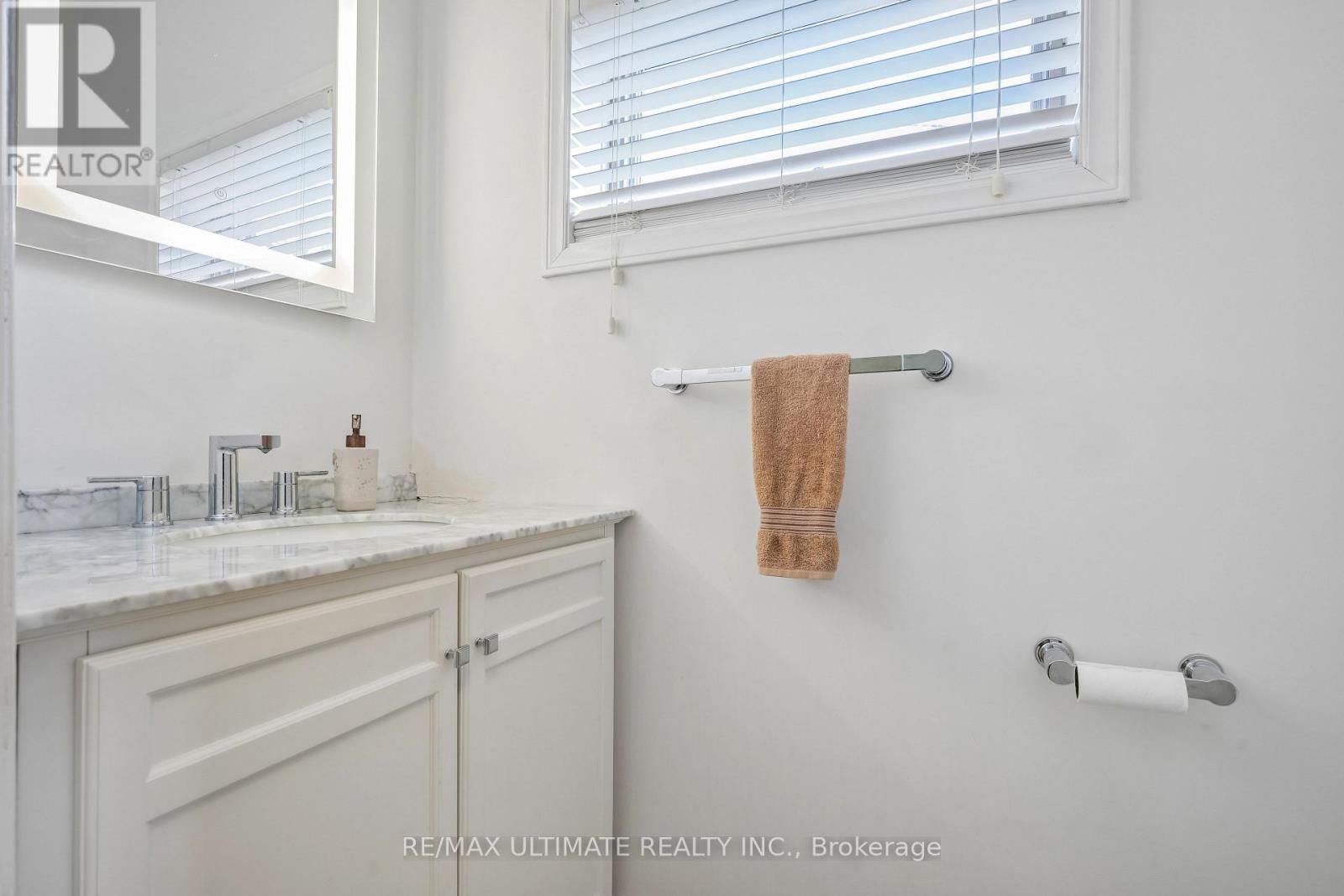 165 SELLERS AVENUE Image 9