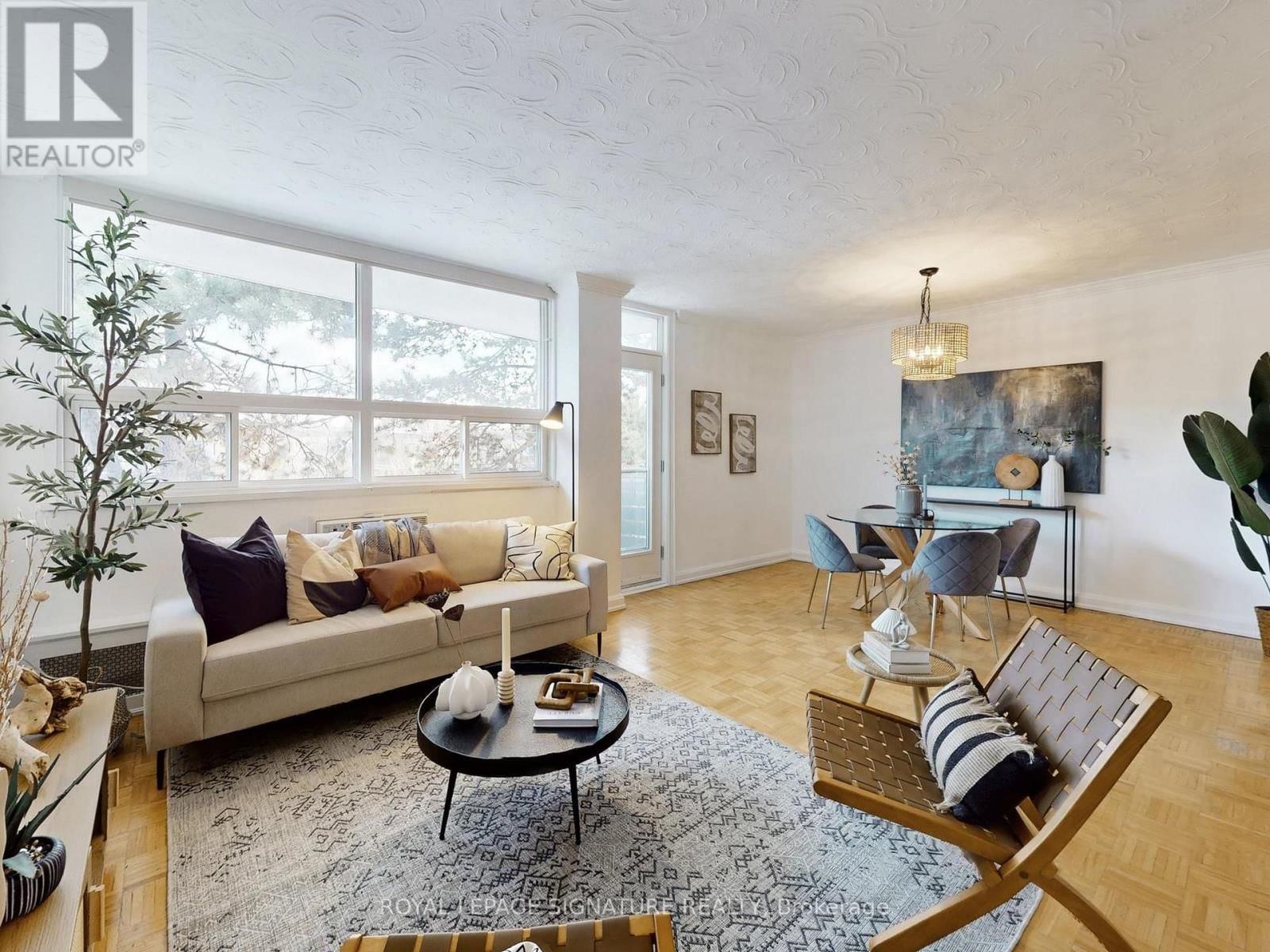 PH11 - 80 COE HILL DRIVE Image 3