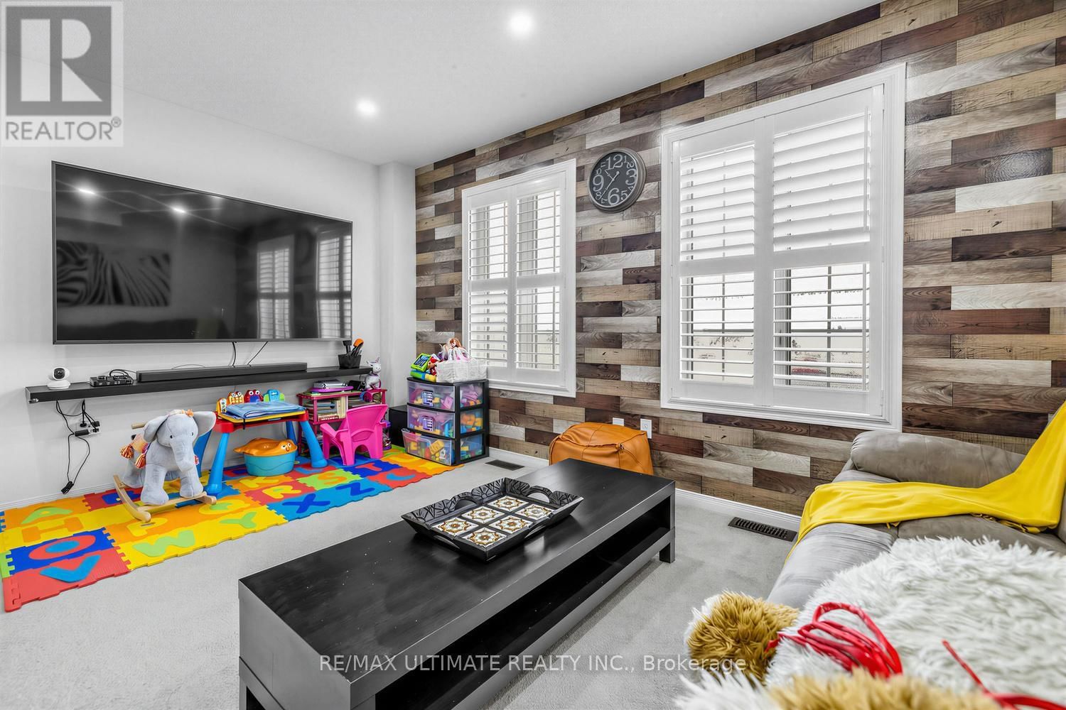 255 TORBARRIE ROAD EAST Image 11