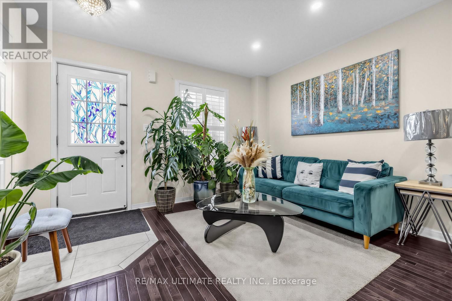 255 TORBARRIE ROAD EAST Image 18