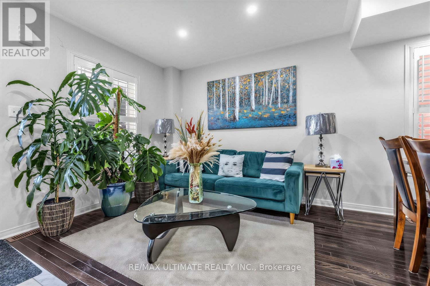 255 TORBARRIE ROAD EAST Image 19