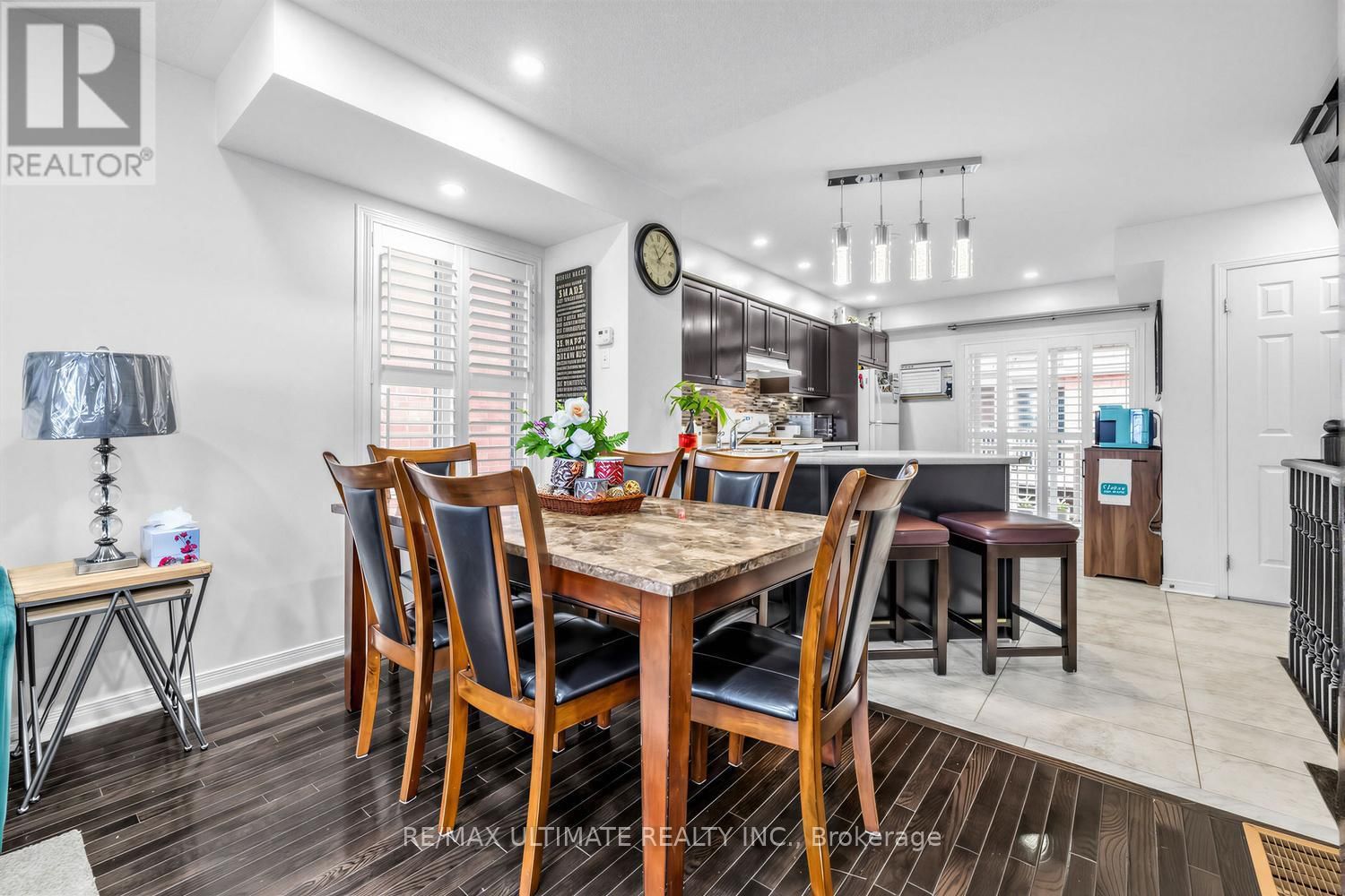 255 TORBARRIE ROAD EAST Image 21