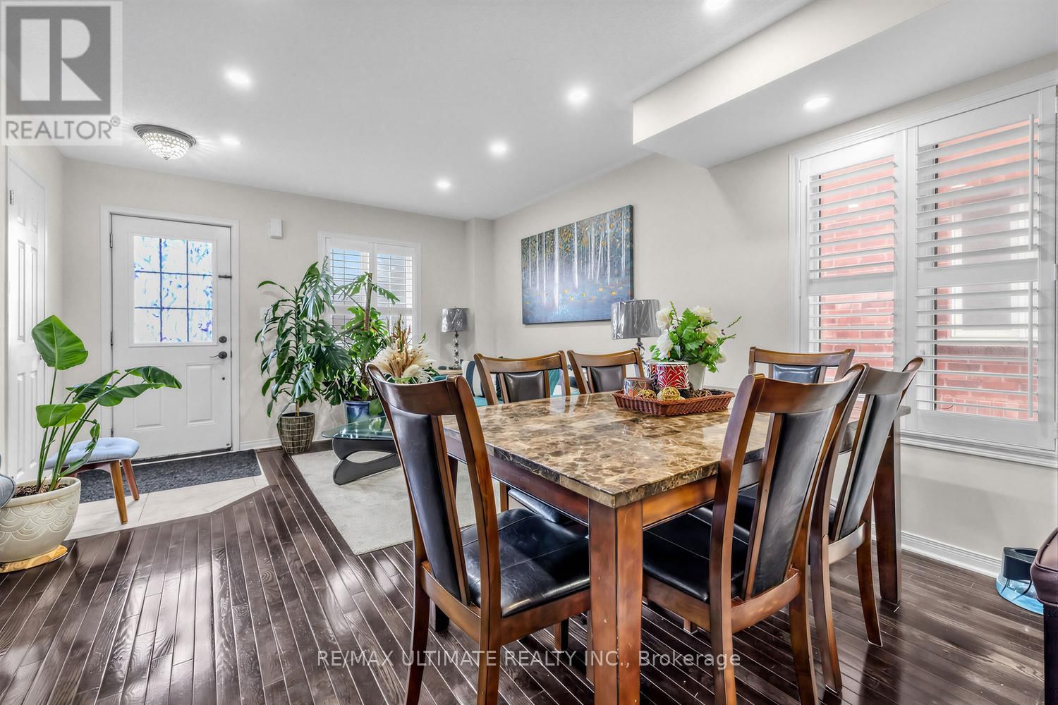 255 TORBARRIE ROAD EAST Image 22