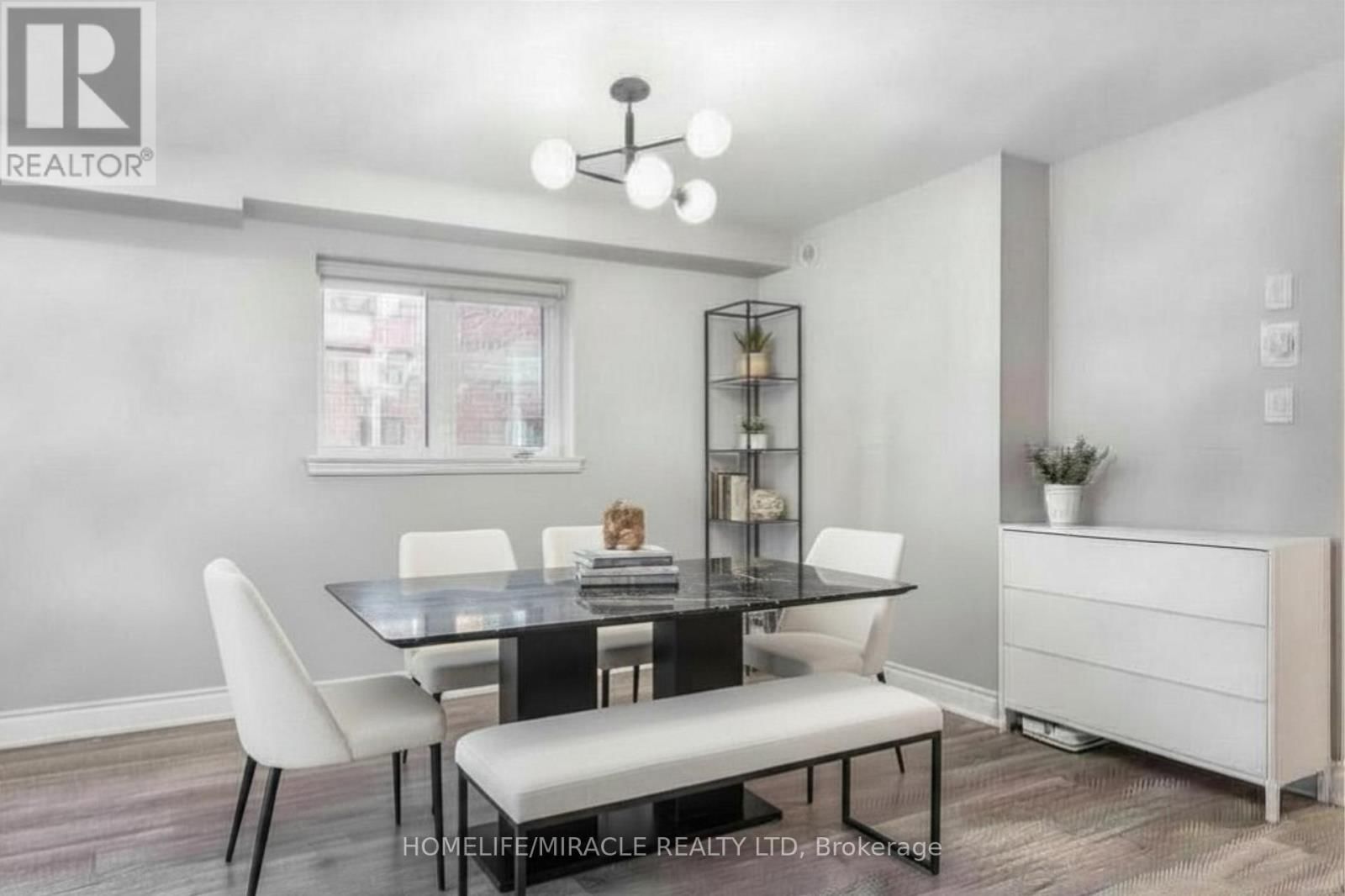 8-01 - 2420 BARONWOOD DRIVE Image 11