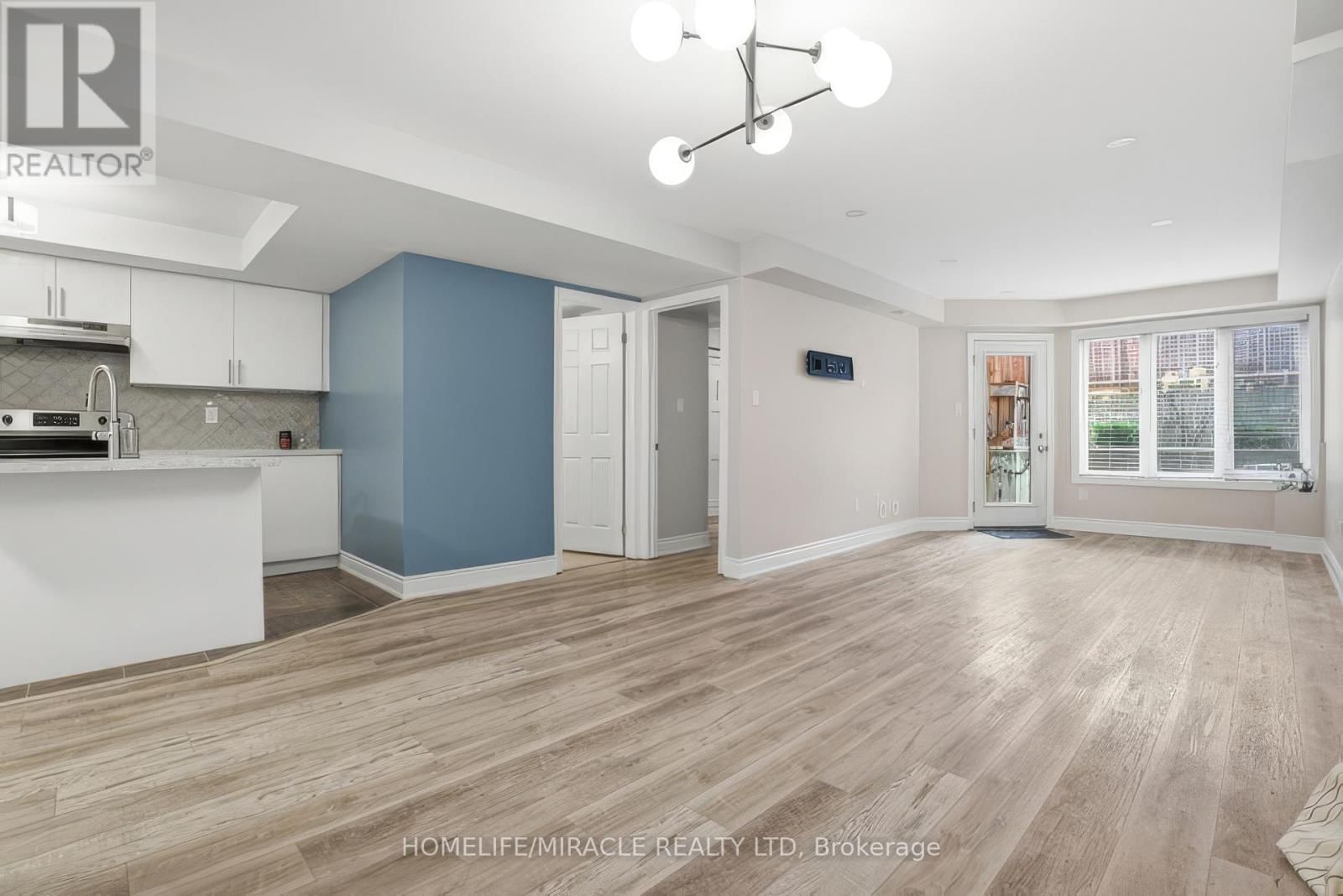 8-01 - 2420 BARONWOOD DRIVE Image 14