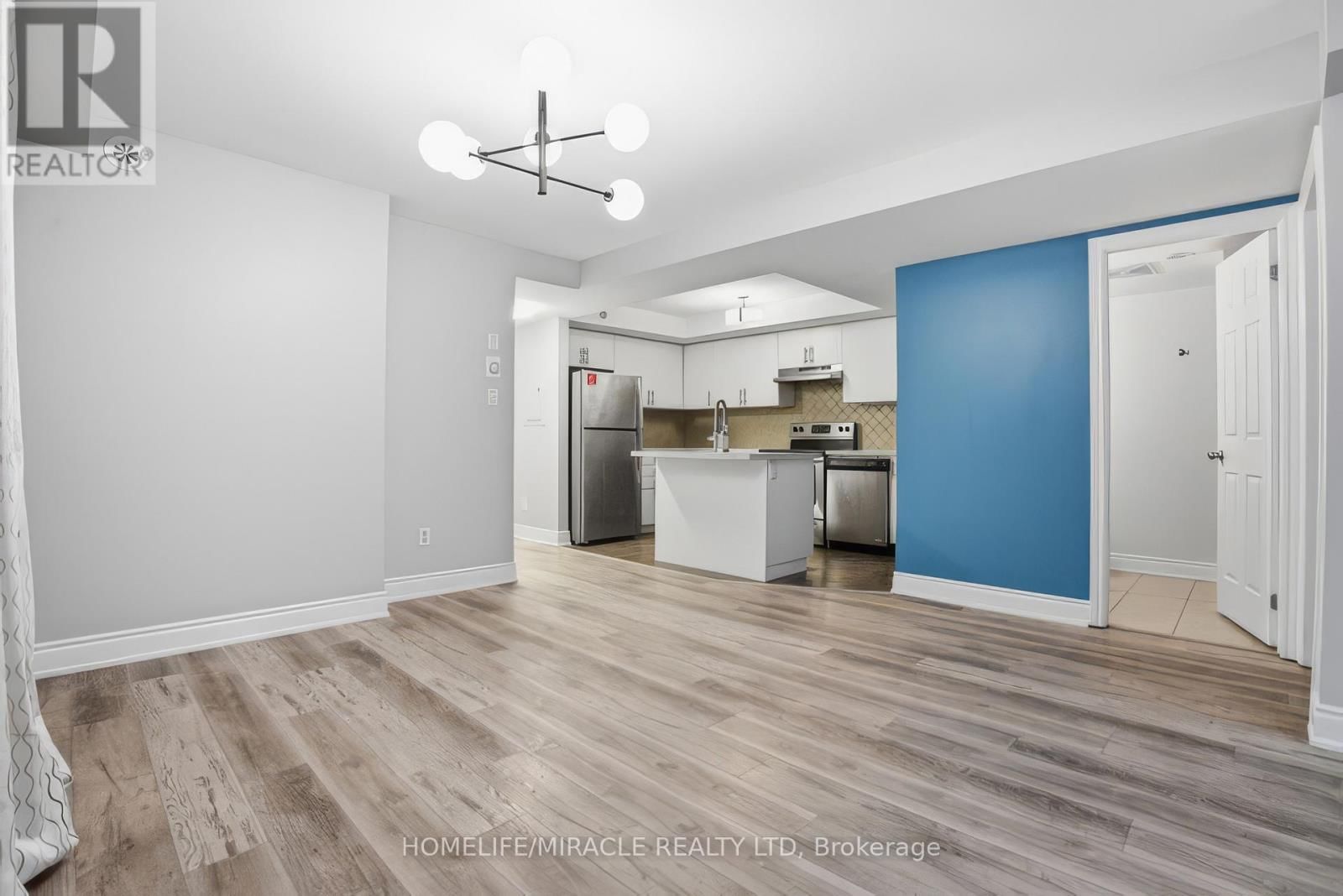 8-01 - 2420 BARONWOOD DRIVE Image 15