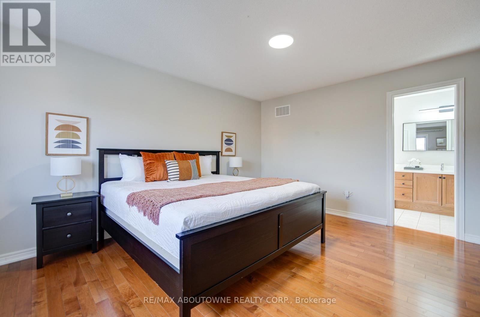 2181 STRATUS DRIVE Image 31