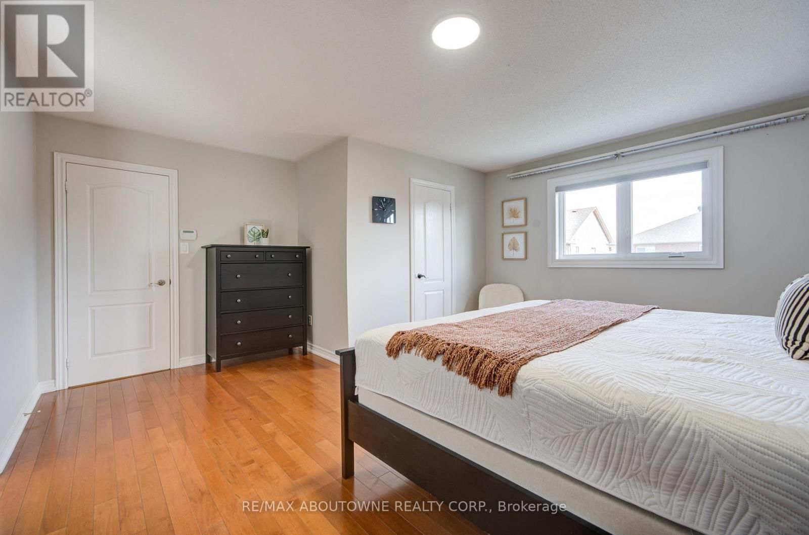 2181 STRATUS DRIVE Image 32