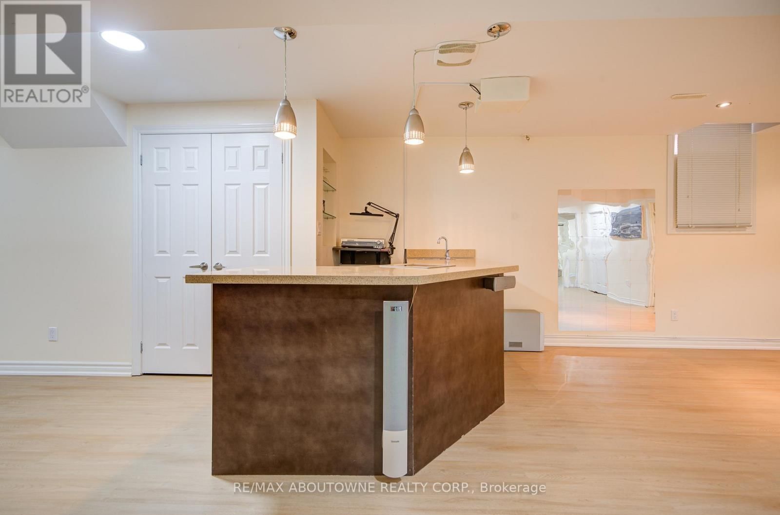 2181 STRATUS DRIVE Image 37