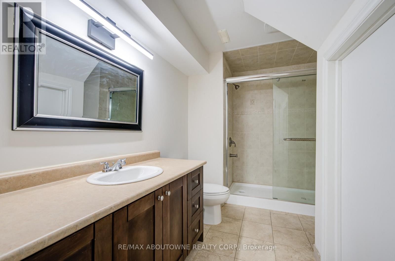 2181 STRATUS DRIVE Image 39