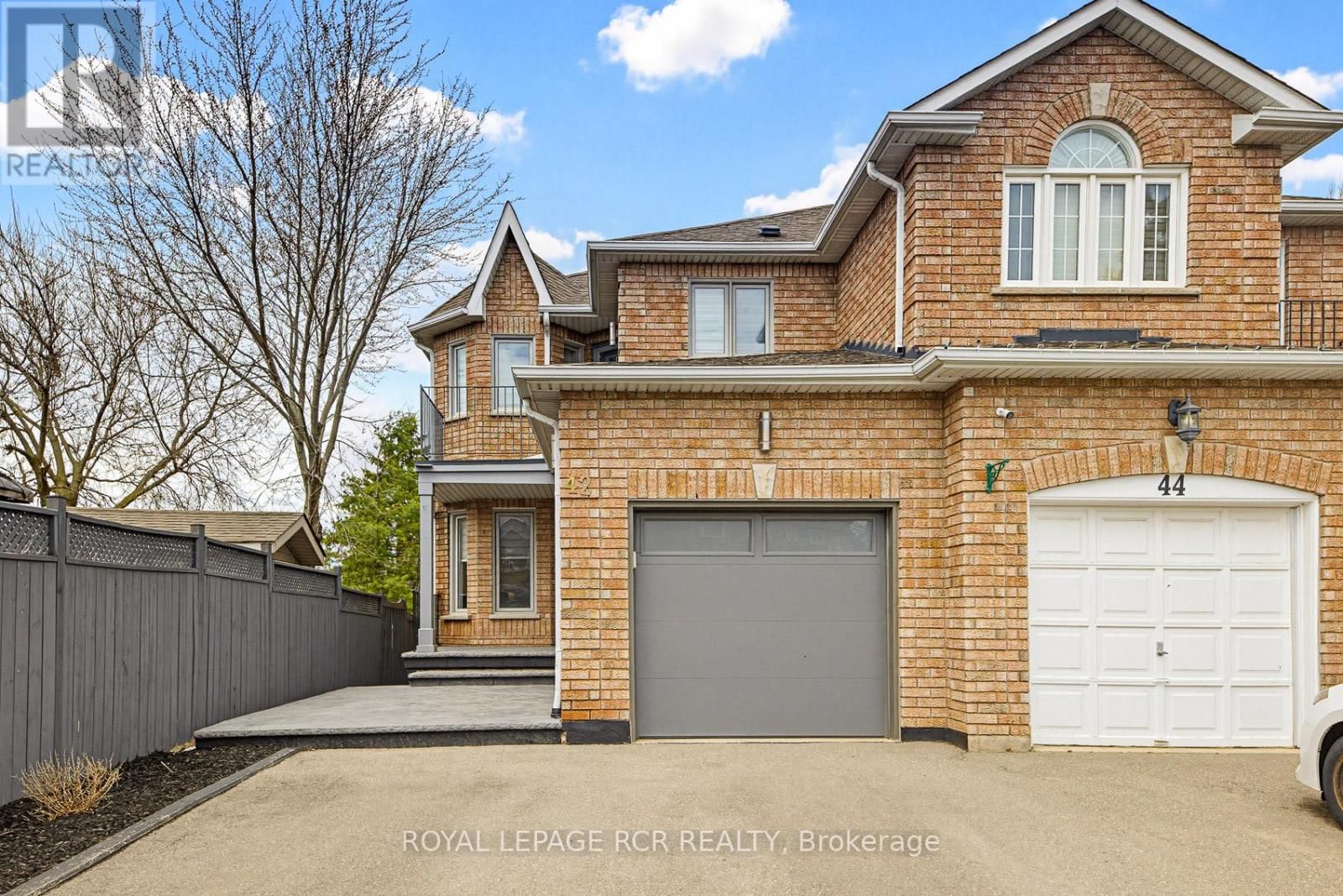 42 ARCHBURY CIRCLE Image 1