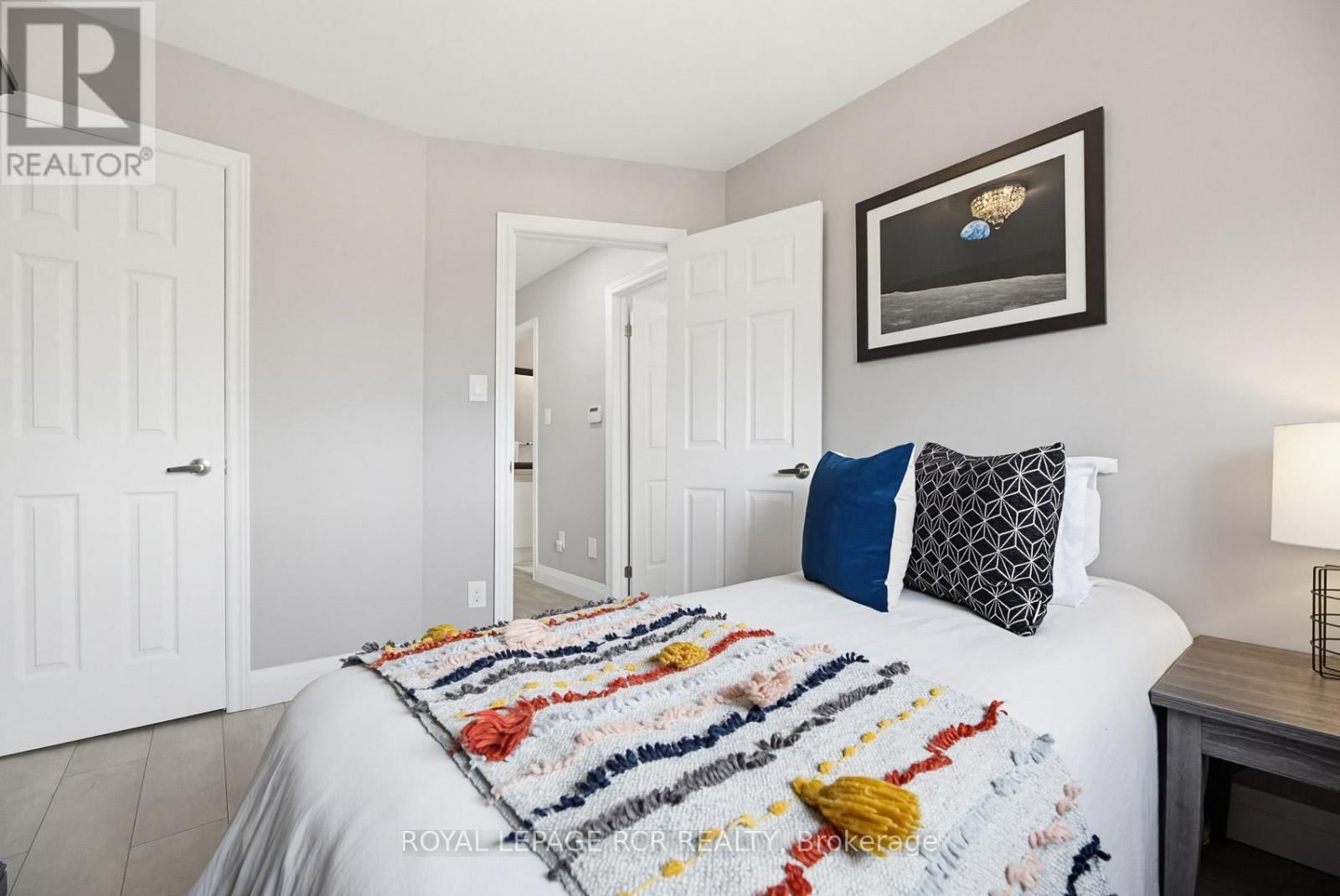 42 ARCHBURY CIRCLE Image 23