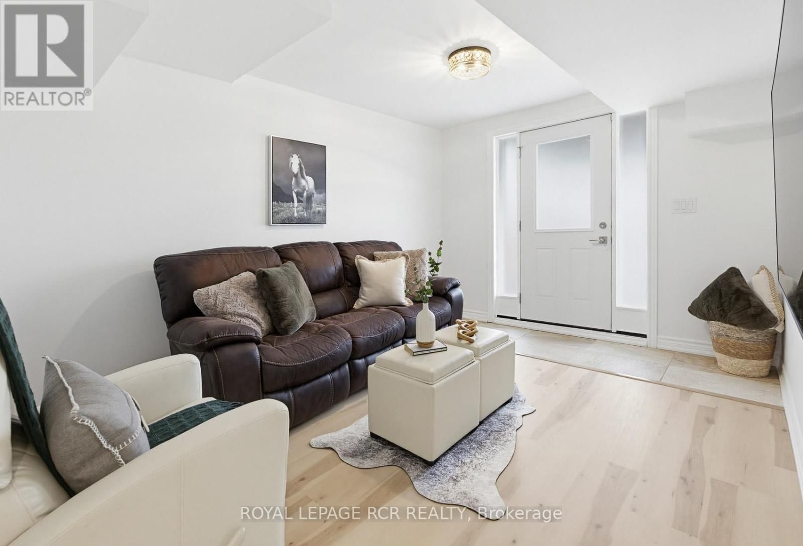 42 ARCHBURY CIRCLE Image 31