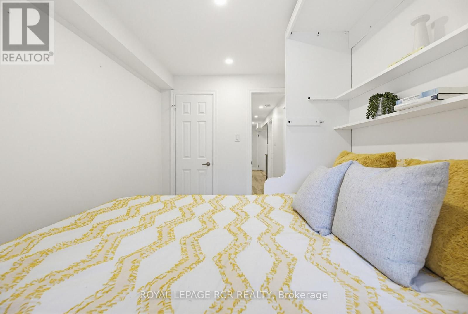 42 ARCHBURY CIRCLE Image 34