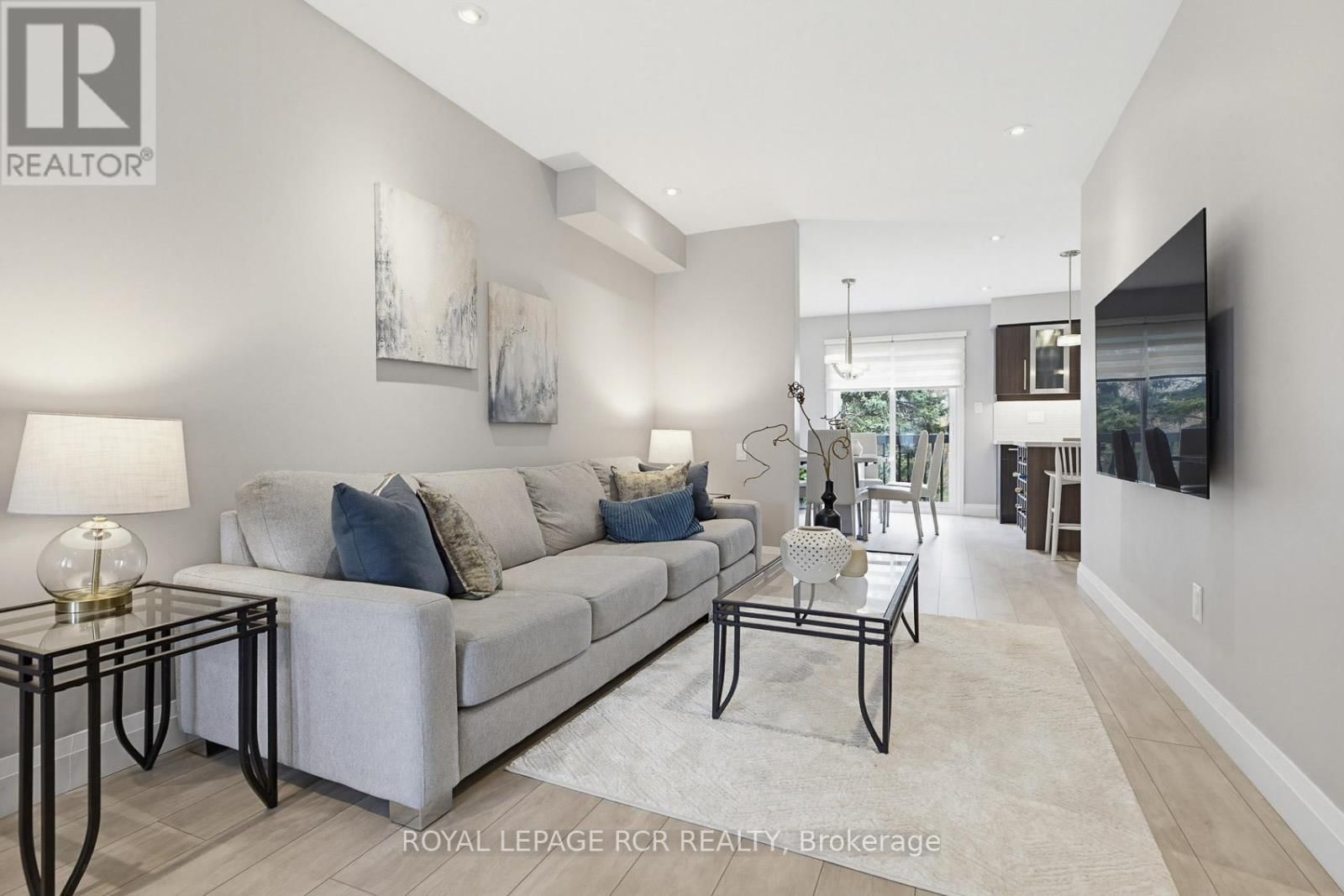 42 ARCHBURY CIRCLE Image 6