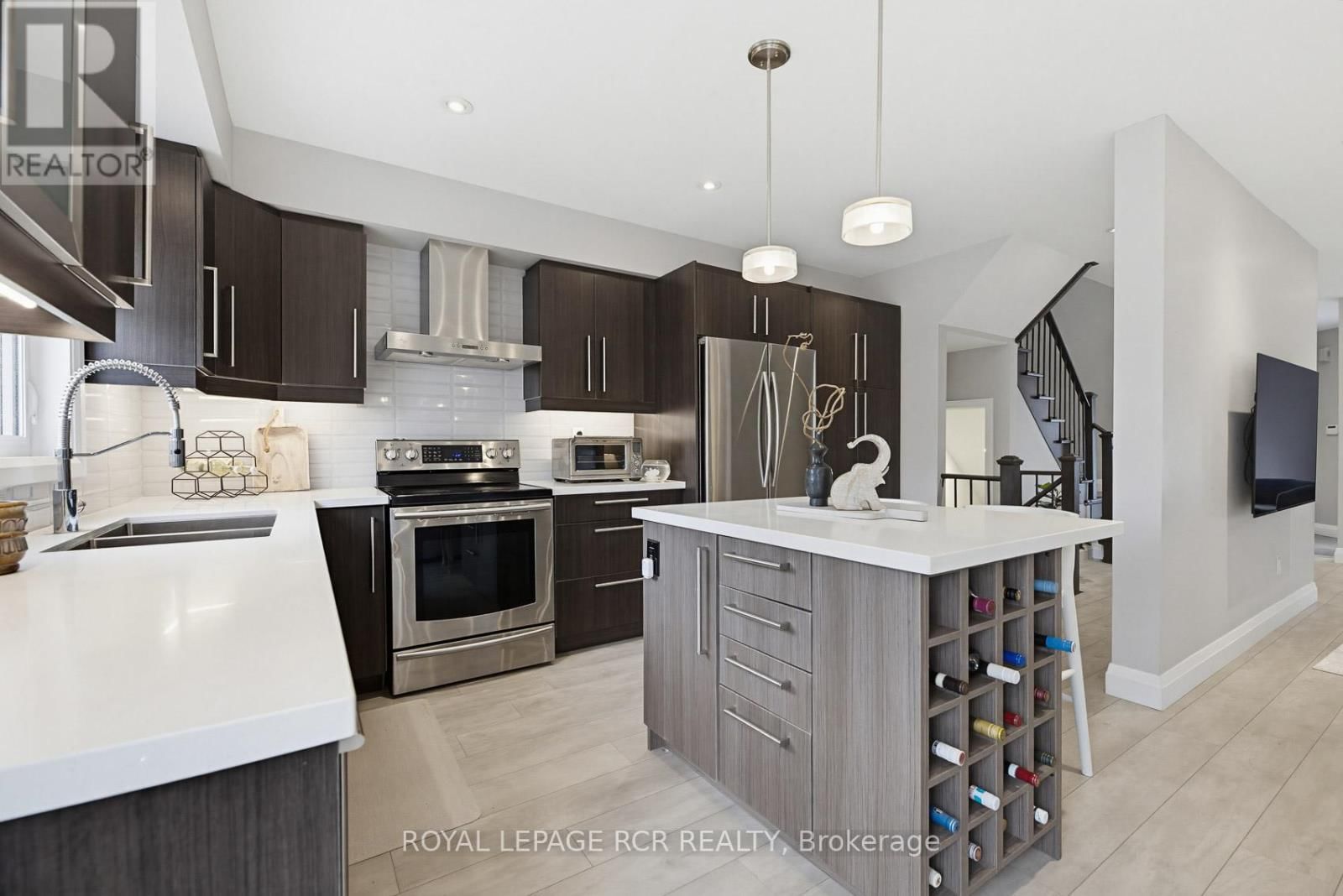 42 ARCHBURY CIRCLE Image 8