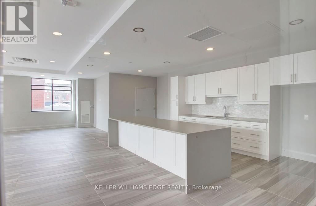 320 - 150 OAK PARK BOULEVARD Image 28