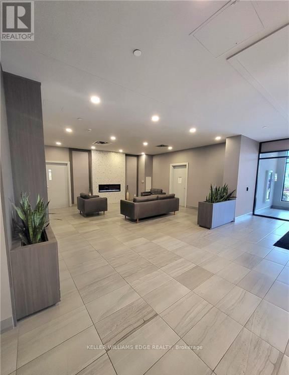 320 - 150 OAK PARK BOULEVARD Image 3