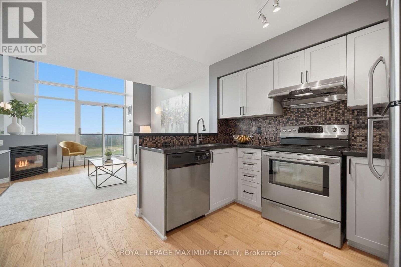 508 - 200 MANITOBA STREET Image 10