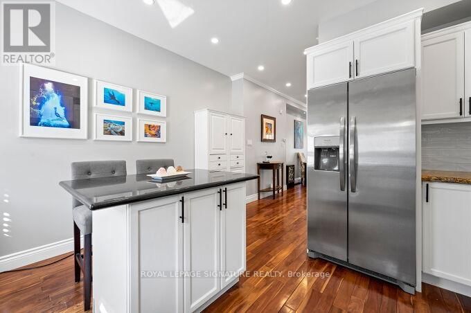 30 - 435 HENSALL CIRCLE Image 16