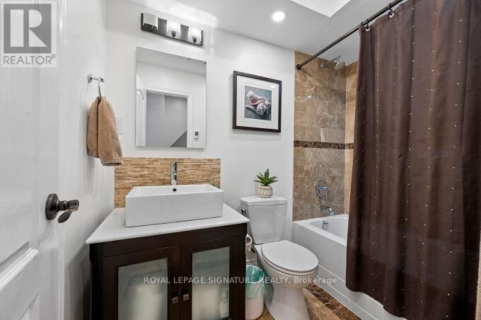 30 - 435 HENSALL CIRCLE Image 26