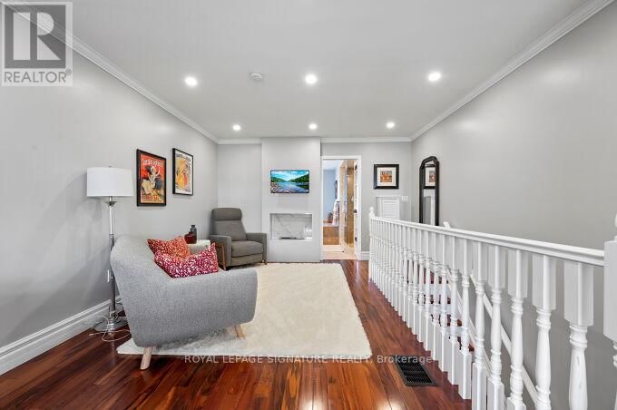 30 - 435 HENSALL CIRCLE Image 31