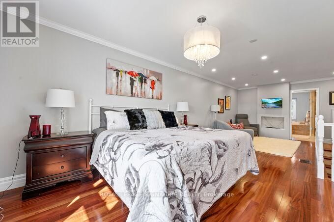 30 - 435 HENSALL CIRCLE Image 36