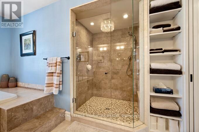 30 - 435 HENSALL CIRCLE Image 40