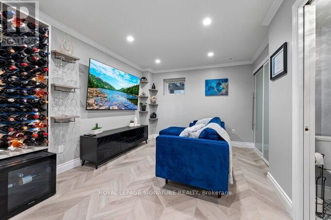 30 - 435 HENSALL CIRCLE Image 41