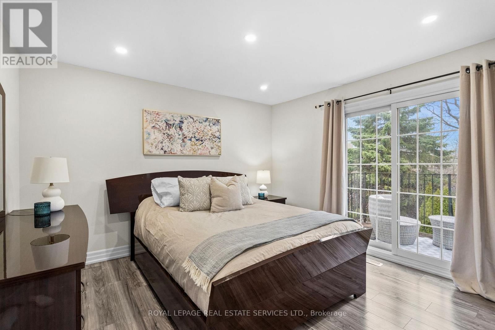 22 - 1176 JAMESWAY BOULEVARD Image 14