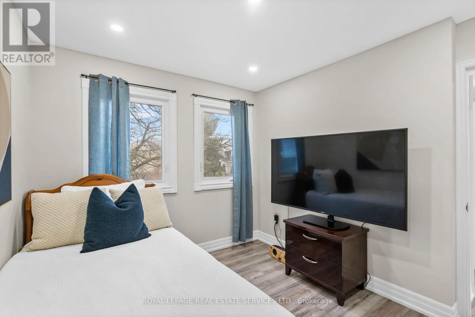 22 - 1176 JAMESWAY BOULEVARD Image 20