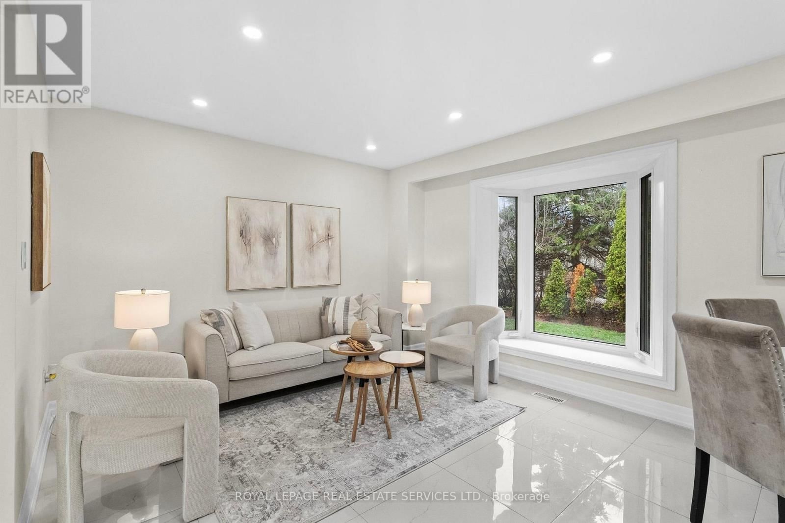 22 - 1176 JAMESWAY BOULEVARD Image 5