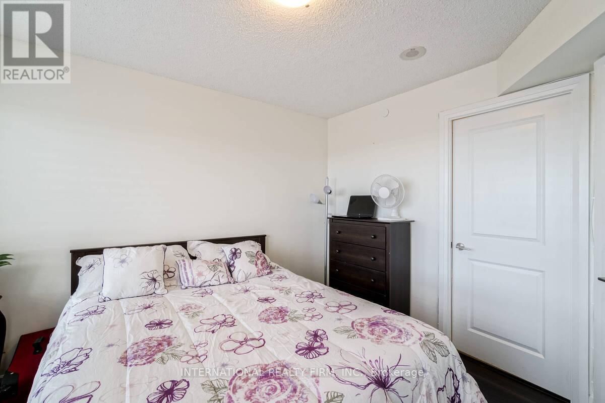 2222 - 2 EVA ROAD Image 14