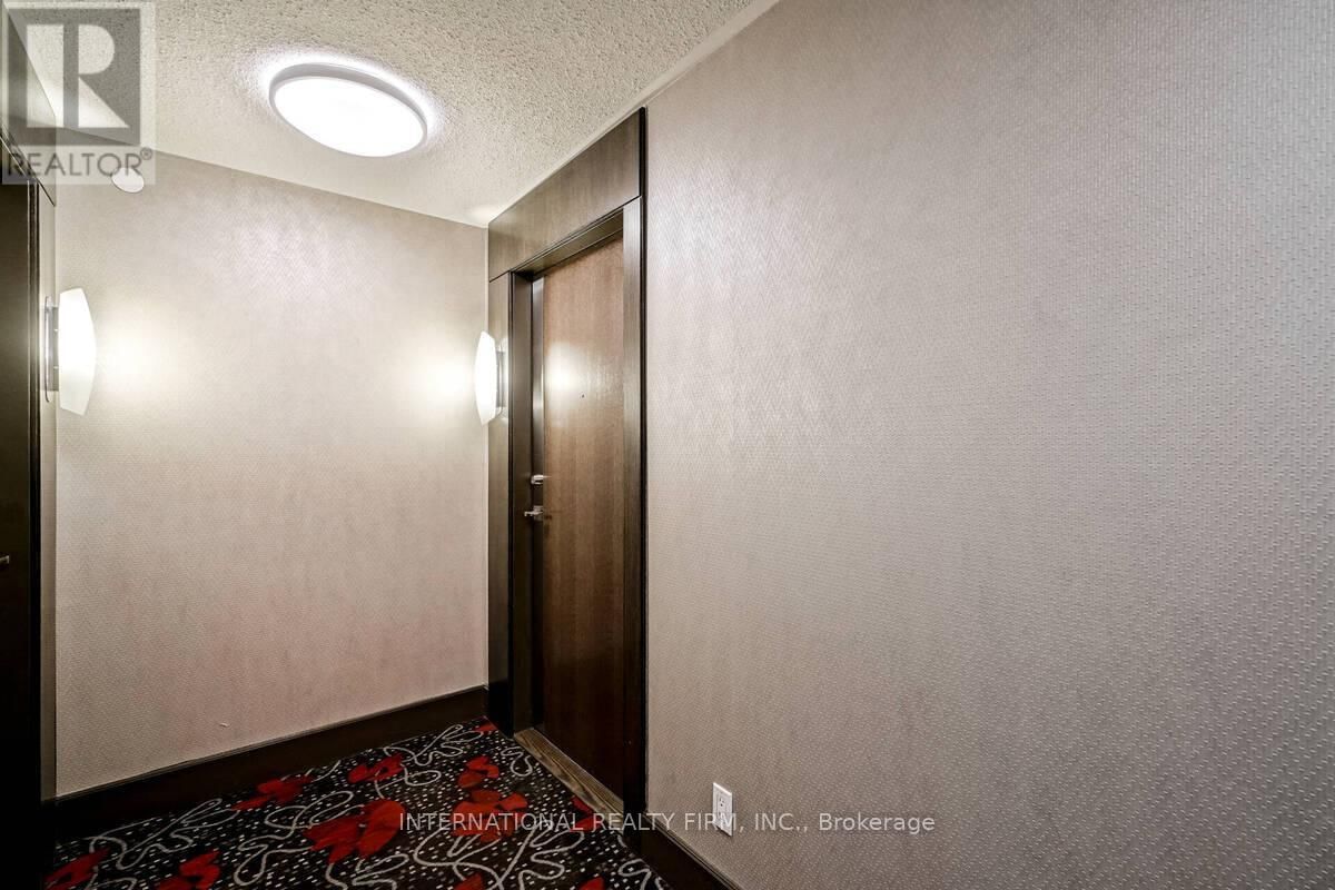 2222 - 2 EVA ROAD Image 6