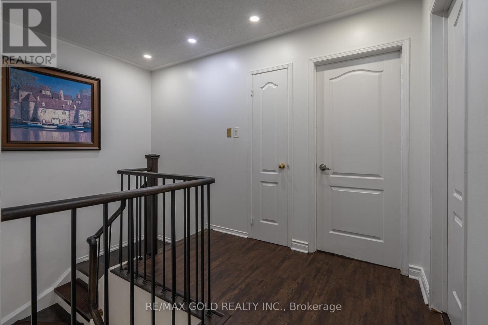 102 BUNCHBERRY WAY Image 12