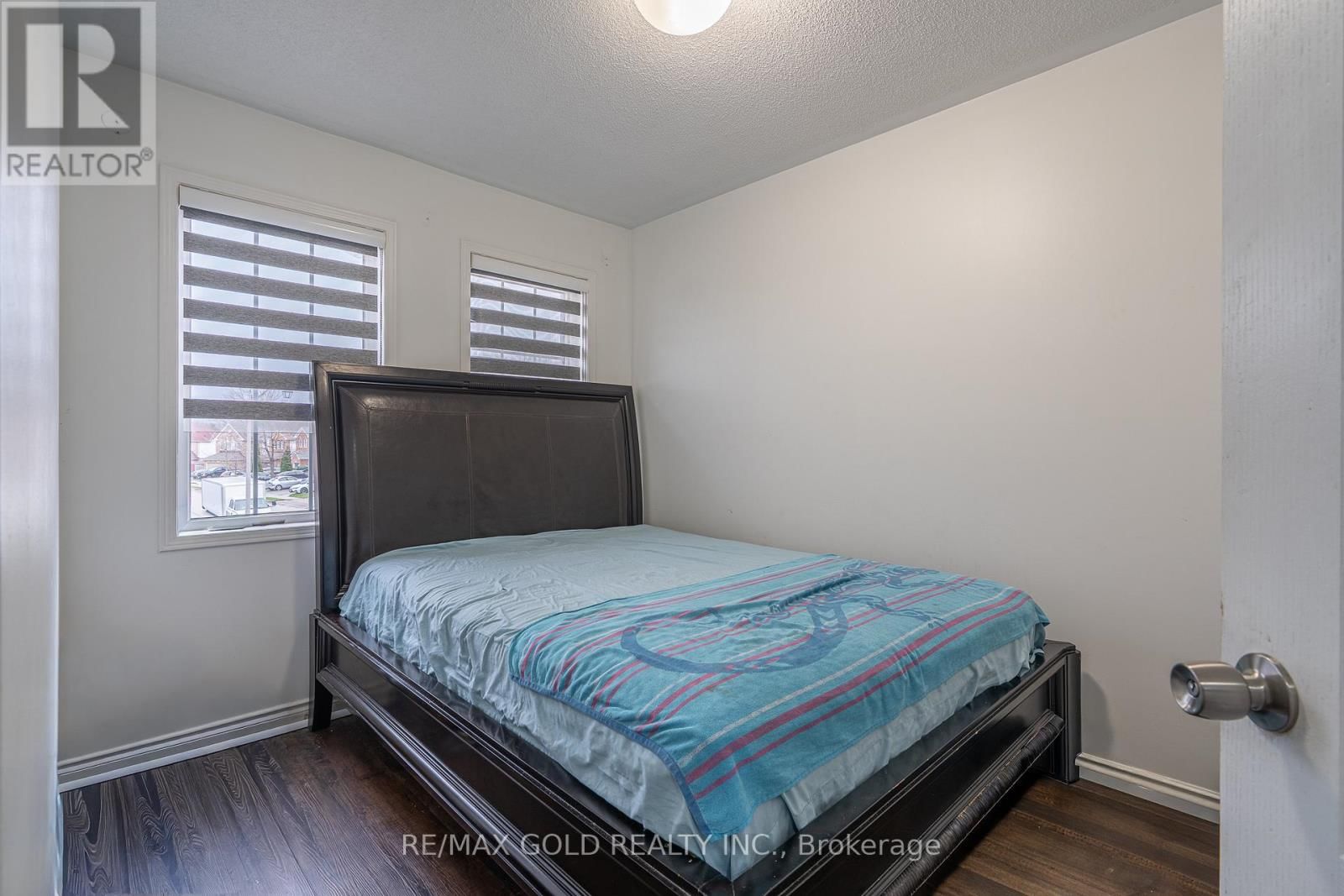 102 BUNCHBERRY WAY Image 21