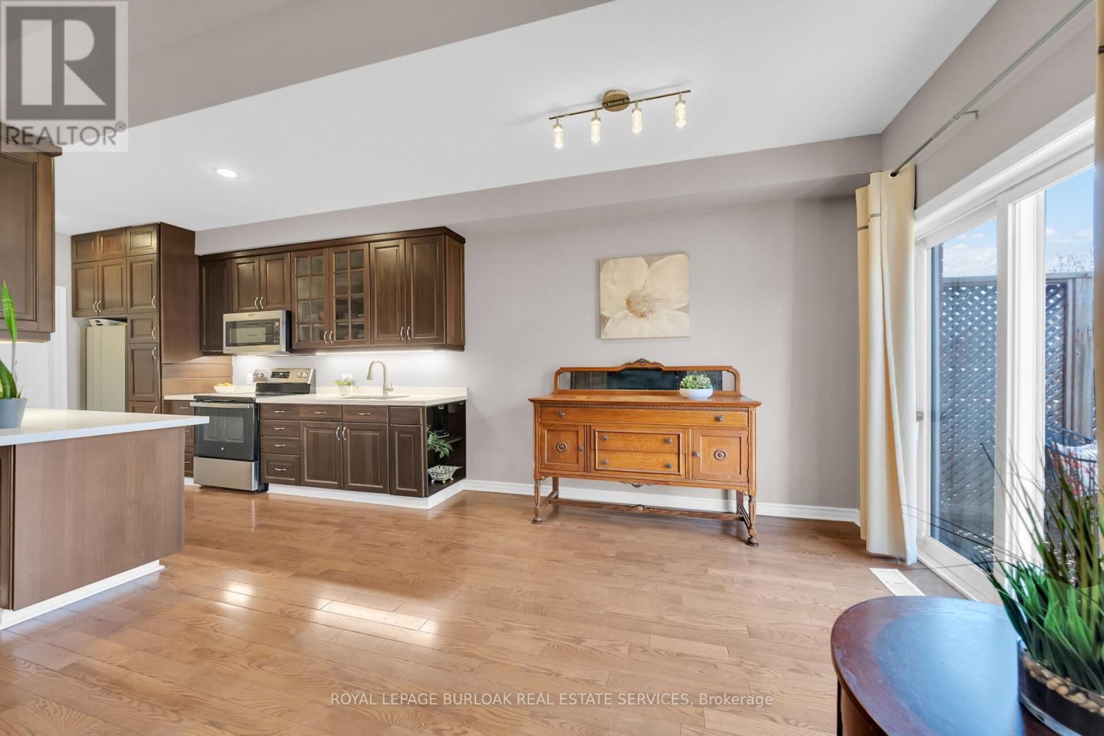 41 - 300 RAVINEVIEW WAY Image 14