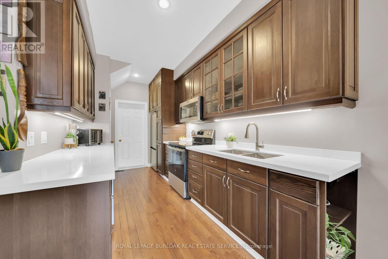 41 - 300 RAVINEVIEW WAY Image 16