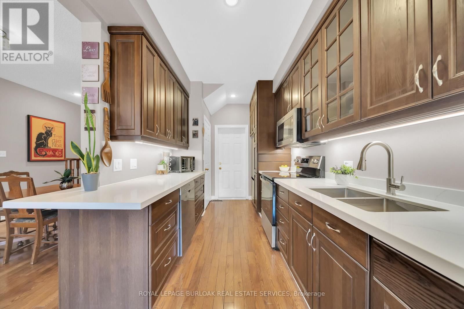 41 - 300 RAVINEVIEW WAY Image 17