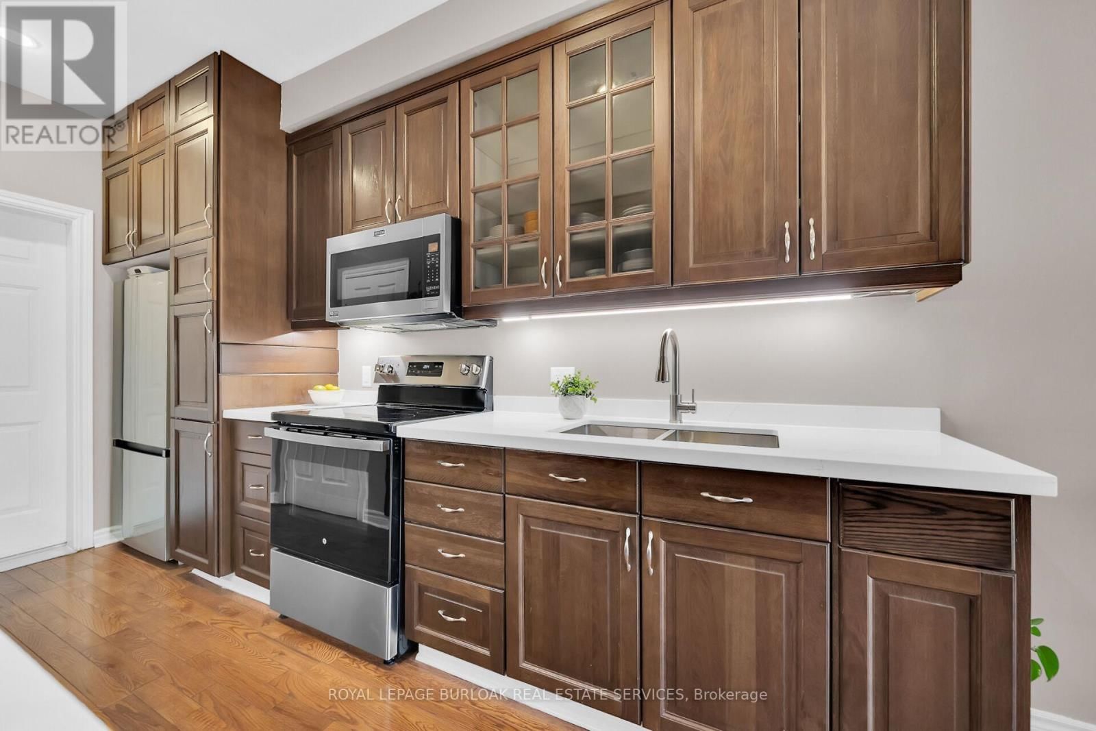 41 - 300 RAVINEVIEW WAY Image 19