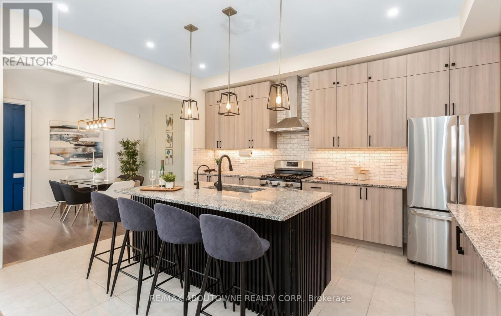 3294 MILLICENT AVENUE Image 15