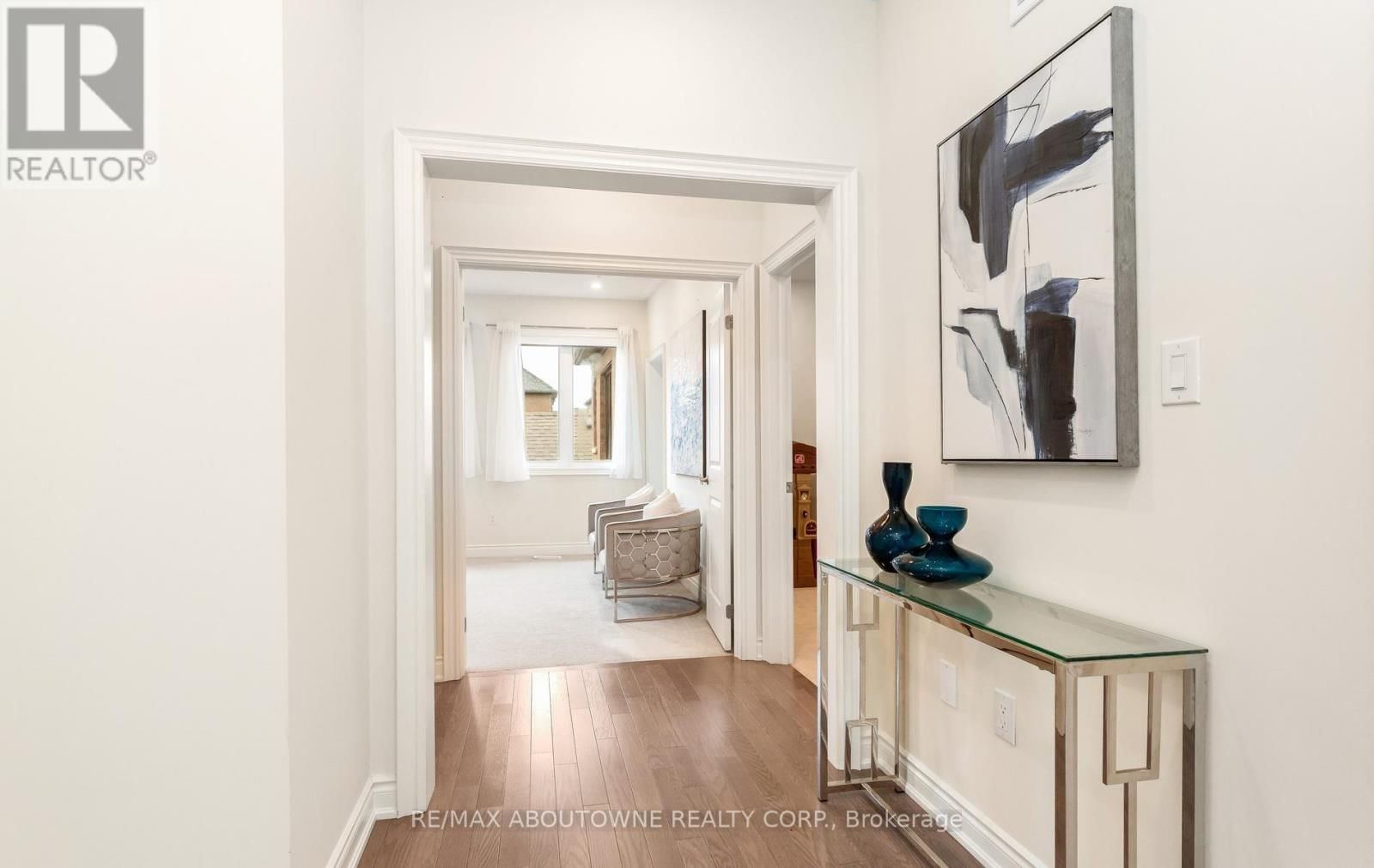 3294 MILLICENT AVENUE Image 23