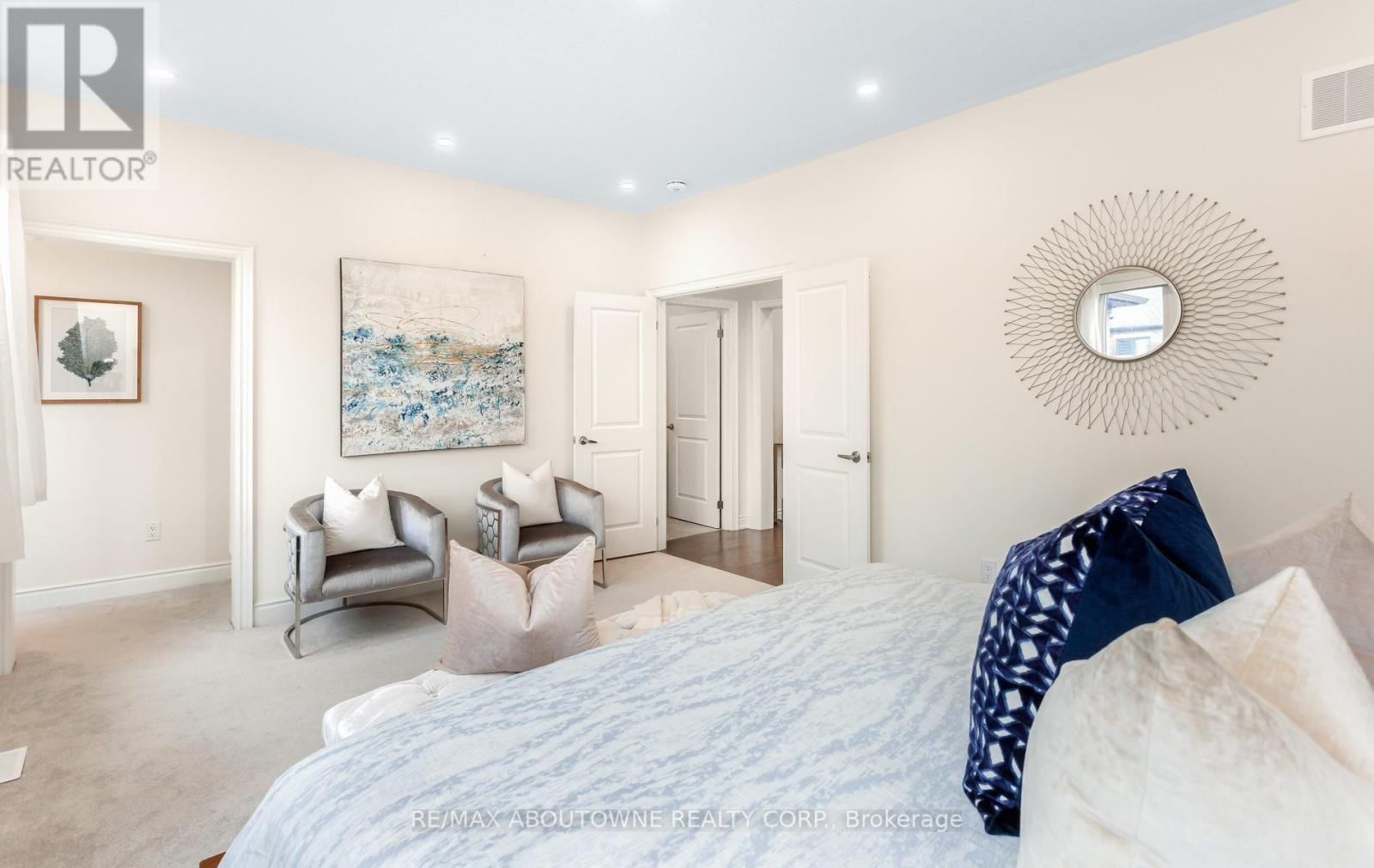 3294 MILLICENT AVENUE Image 25